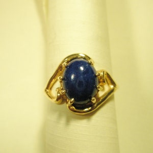 14 Karat Gold Lapis Lazuli Ring