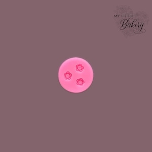 Tiny Flower Silicone Mold: Fondant Cookie Decorating (1.4&quot;)