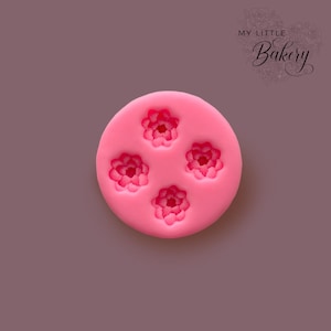 Flower Silicone Mold: Fondant Cake Decoration (0.8" Inch)