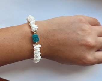 Bracciale in apatite e conchiglie bianche / Bracciale stile spiaggia / Accessori estivi
