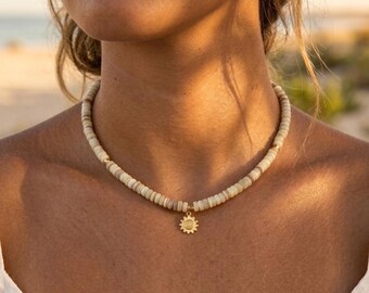 Collana girocollo con pietra naturale / Ciondolo a forma di girasole minimalista e delicato color oro