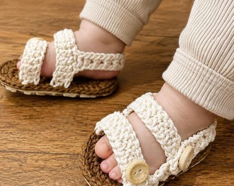 Crochet Baby Sandals, Handmade Birkenstock-Inspired Infant Shoes, Neutral Boho Baby Gift, Unisex Baby Shower Gift, Newborn Gift 0-12 Months