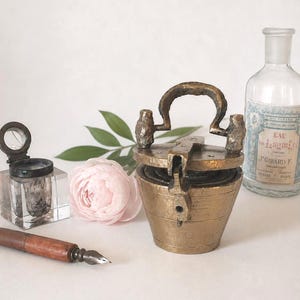 19th-century Nuremberg bronze/brass weight stack – Antique set of nesting brass weights – Stackable apothecary balance weights –