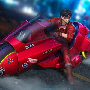Op de afbeelding: Een figuur met donker haar en een bril bestuurt een felrode futuristische motorfiets. De motor is voorzien van stickers met de tekst Citizen, Canon en Shoei, en een blauw-wit sterembleem. De achtergrond toont een wazig stadsgezicht.