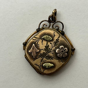 Vintage Gold Filled Floral Locket with Pictures