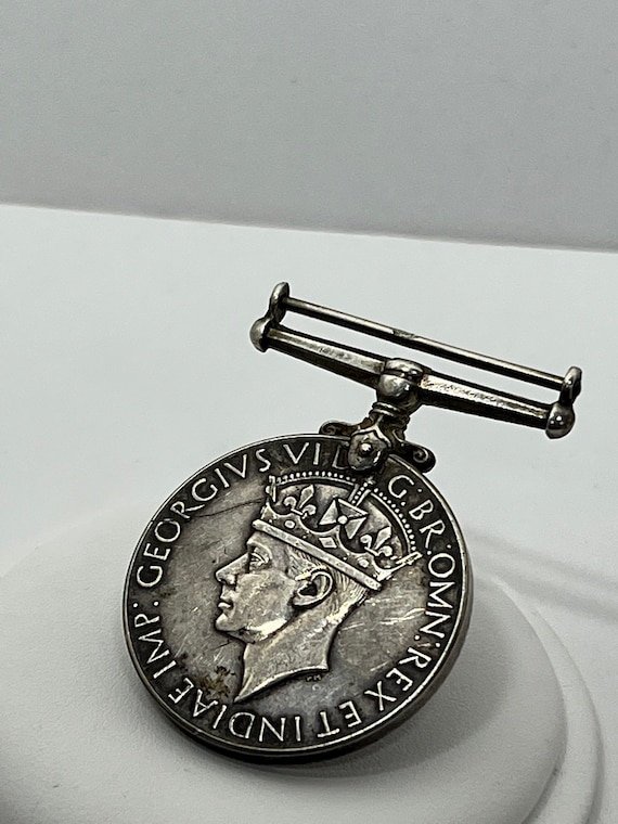 Vintage 1939-1945 King George VI WWII Medal - Etsy Vintage 1939-1945 King George VI WWII Medal - Etsy