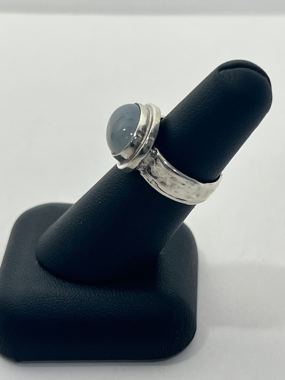 Sterling Silver White Agate Ring - image 3