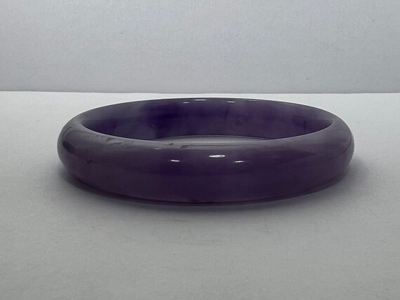 Vintage Lavender Jadeite Bangle Bracelet - image 1