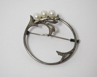 Mikimoto Vintage 3-Pearl Sterling (.925) Silver Brooch