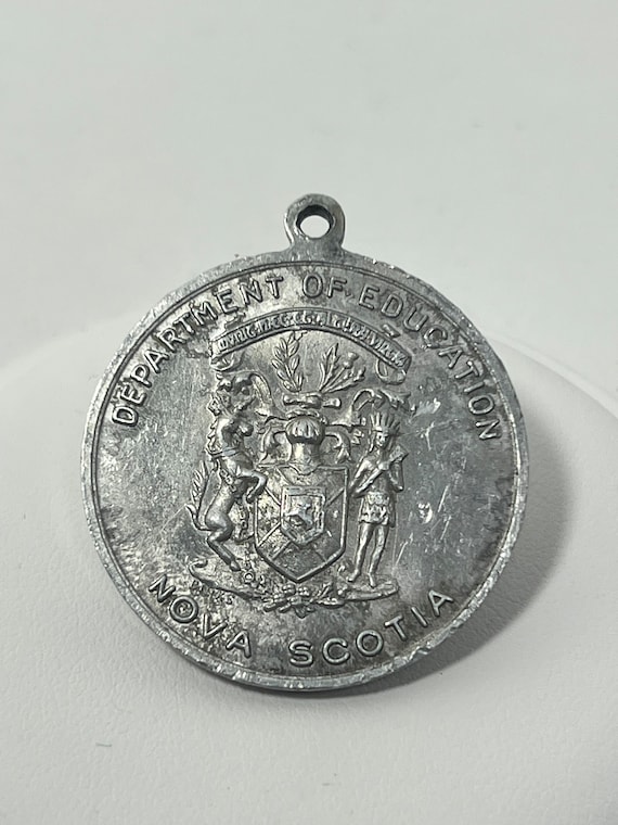 1937 King George VI Queen Elizabeth Coronation Medallion View 2