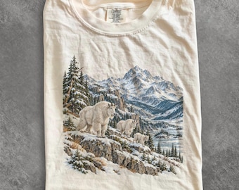 Maglione invernale anni '90 con capra di montagna, maglietta con famiglia di capre di montagna innevate, maglietta con animali selvatici delle Montagne Rocciose, maglietta vintage con natura selvaggia, maglietta per attività all'aperto