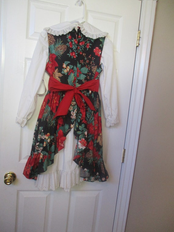 Mini World Christmas Floral apron dress size 12 v… - image 5