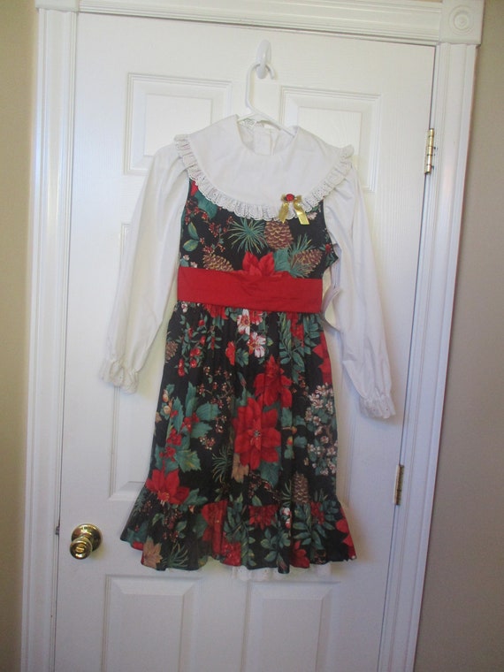 Mini World Christmas Floral apron dress size 12 v… - image 1