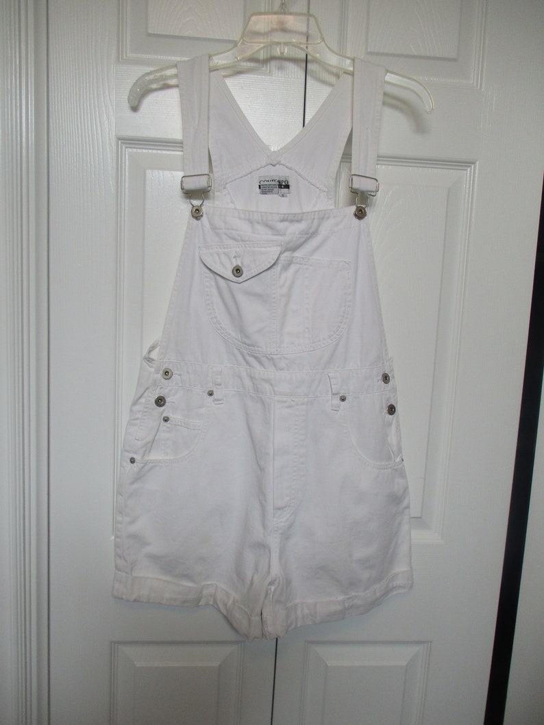 Women\u2019s Vintage Contempo Casuals bib Overall shorts Size S white cuffed 30X3 12