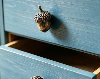 Solid Pure Copper Acorn Cabinet Knobs | Handmade Bionic Acorn Door Handle Pulls | Nature Inspired Drawer Pull Hardware （Single piece）