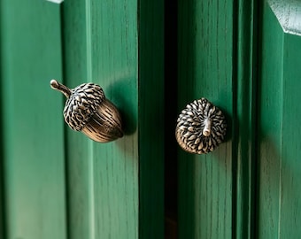 Solid Pure Copper Acorn Cabinet Knobs | Handmade Bionic Acorn Door Handle Pulls | Nature Inspired Drawer Pull Hardware （Single piece）