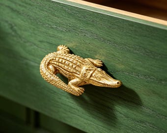 Solid Brass Crocodile Cabinet Handle, Handmade Alligator Drawer Pull, Creative Animal Door Knob, Rustic Brass Furniture Hardware