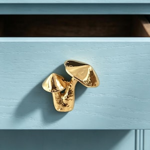 Tiradores de cobre macizo hechos a mano con forma de hongo para armarios, tiradores creativos para cajones, pomos para muebles inspirados en la naturaleza, herrajes rústicos para puertas.