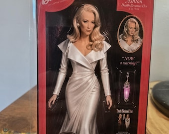 Death Becomes Her "Madeline Figure Art" Original 6" X 4" Photo Print - Protector sleeve included