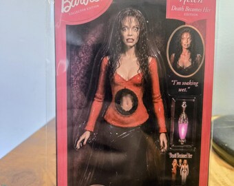 Death Becomes Her "Helen Figure Art" Original 6" X 4" Photo Print - Protector sleeve included