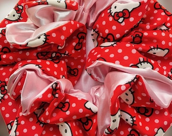 Hello Kitty Sweetheart Bonnet