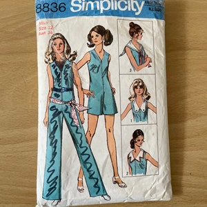 Simplicity 8836 Vintage 60er Jahre ärmelloser Playsuit, Overall mit Reißverschluss vorne, Tasche und Kragen Variationen Schnittmuster