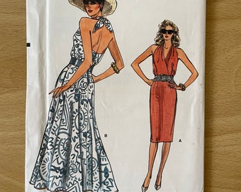 Vogue 9828 vintage 80s robe d’été à col licou avec devant enveloppant et jupe ajustée ou évasée motif couture