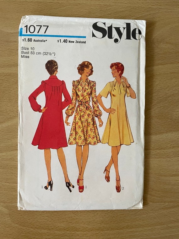 Style 1077 Vintage 70s Dress With Back Yoke and Tucks, Collar and Sleeves  Sewing Pattern Size 10 - Etsy