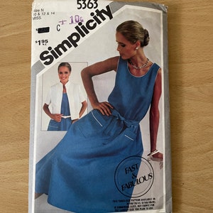 Simplicity 5363 vintage 80s sleeveless dress with scoop neck, pockets and belt plus jacket with standing collar and sleeves sewing pattern