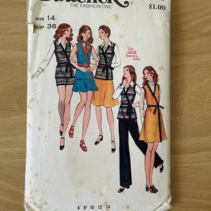 Butterick 6546 Vintage 70er Jahre Wickelkleid, Top, gerade Hose und ausgestellter Rock Schnittmuster