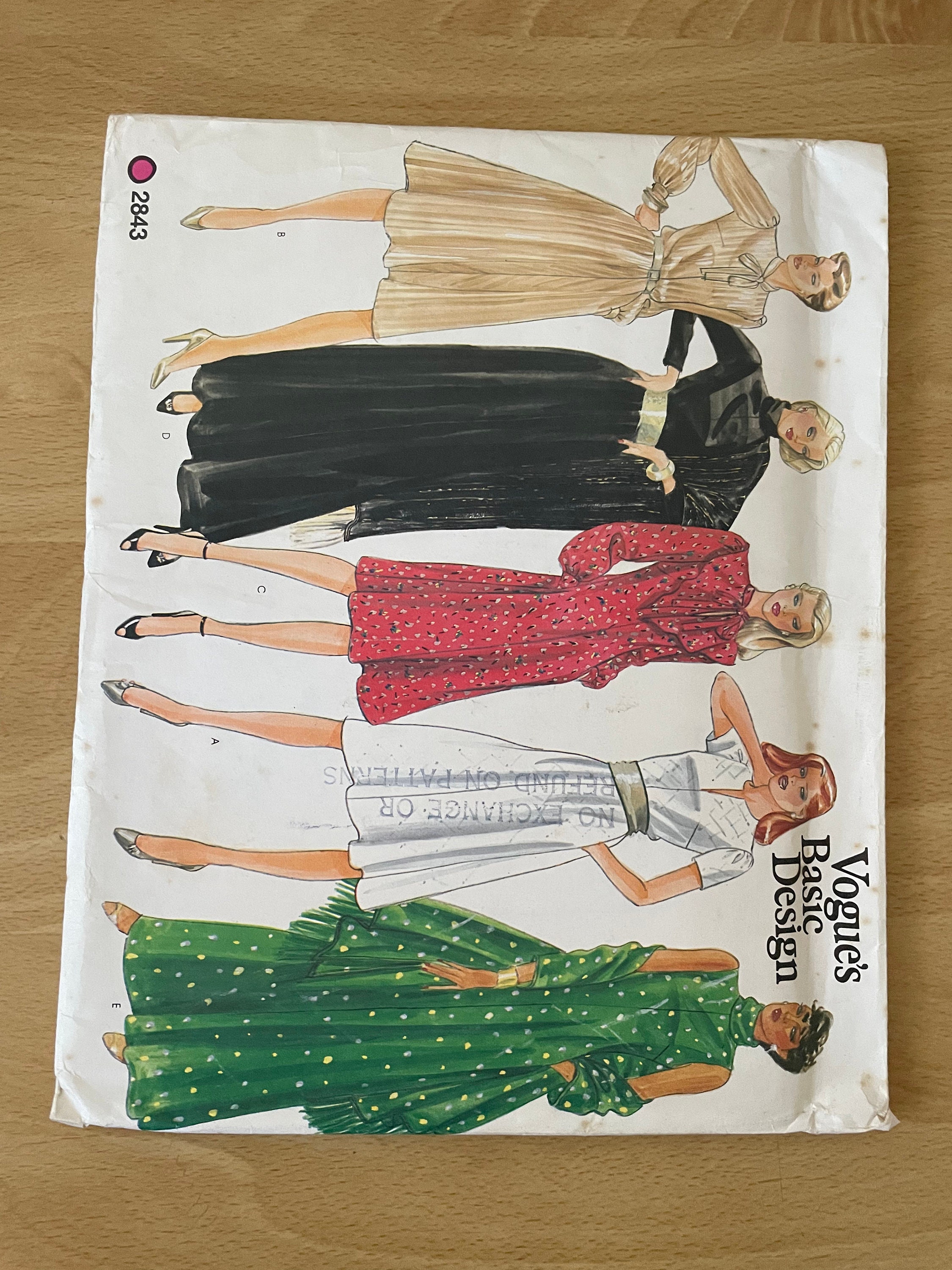 Vogue 2843 shop