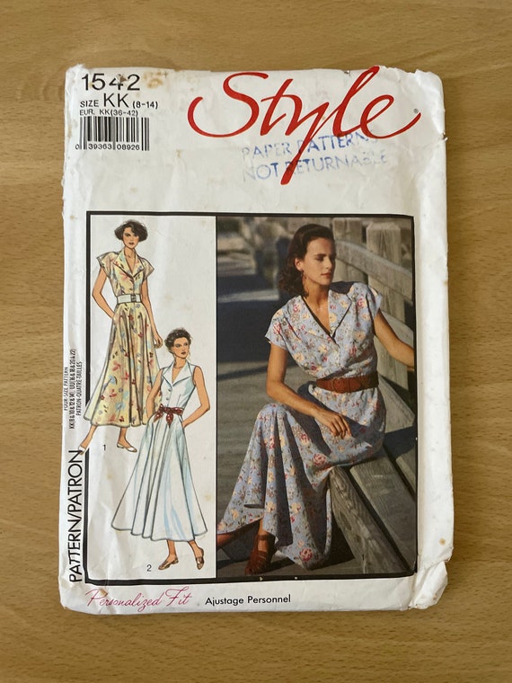 Style 1542 Vintage 80s Dress With Button up Front, Collar, Cap