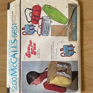 McCalls 5651 Vintage 70s Set of Work and Play Tote, Ski, Tennis bags and Backpack Sewing Pattern