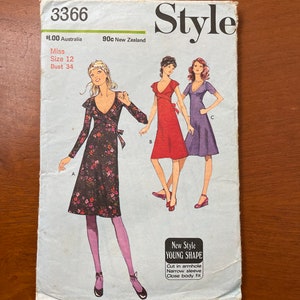 Style 3366 Sweet Vintage Dress with Low Neckline and Frills that tie at the Back Sewing Pattern