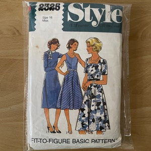 Style 2325 vintage 80s dress with scoop or square neckline, fitted bodice, straight skirt and optional sleeves sewing pattern