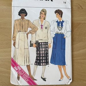 Butterick 3473 vintage 80s A-Line skirt with waistband, princess seams, pleats and shaped pockets sewing pattern