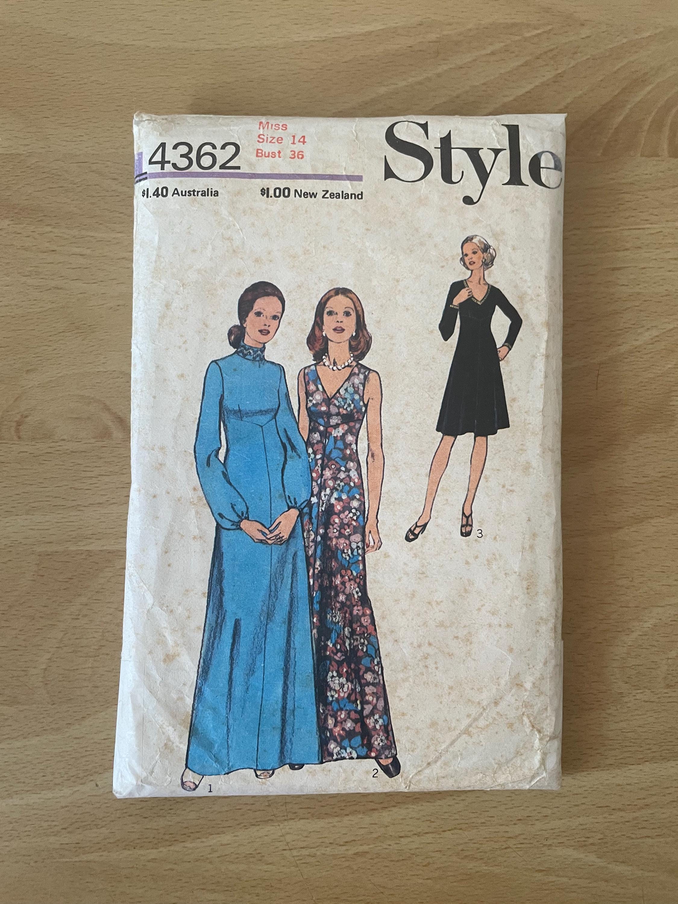 人気メーカー・ブランド Style 4362 Vintage 70s With High Shaped Bodice, Standing ワンピース