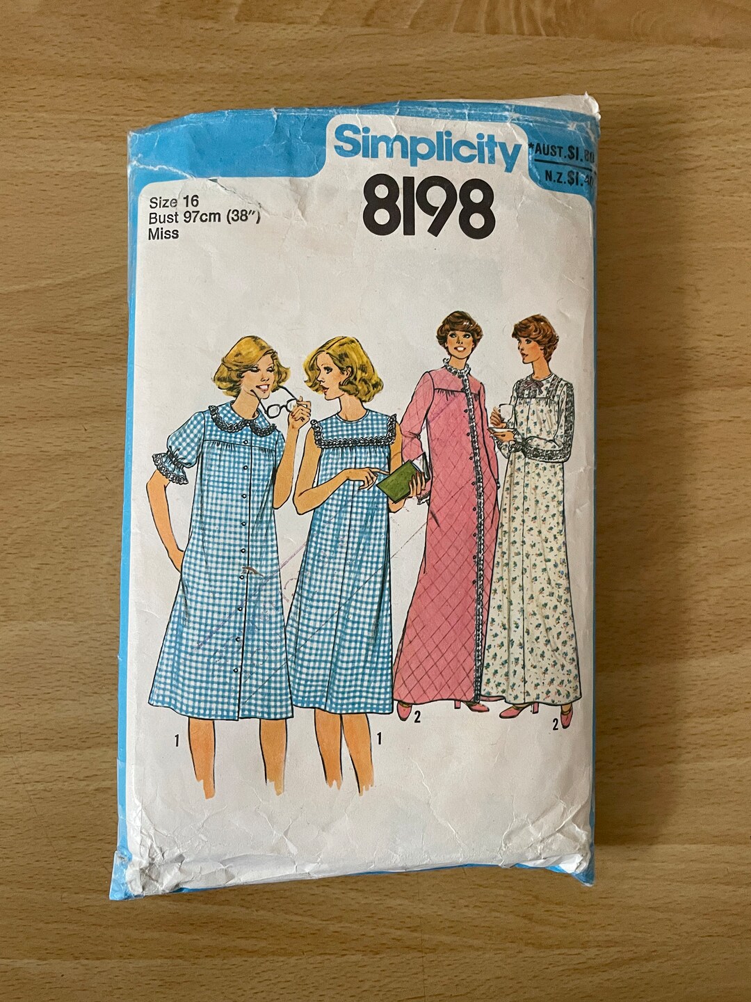 Simplicity 8198 Vintage 70s Night Gown With Eyelet, Rick-rack Trim and ...