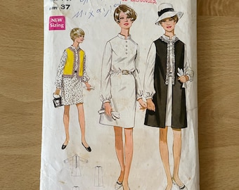 Patrón de costura de vestido recto vintage de los años 60 con cuello y mangas mandarín y chaqueta chaleco larga sin mangas Butterick 5230