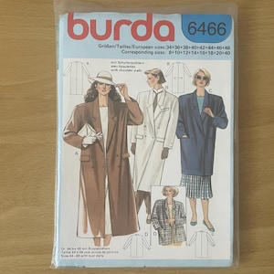 Puede incluir: Un paquete de patrones de costura Burda 6466 con ilustraciones de abrigos y chaquetas de mujer. El paquete incluye información de tallas europeas y correspondientes, con pinzas de pecho y hombreras.