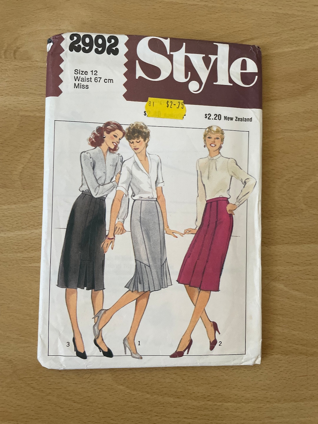 Style 2992 Vintage 80s High Waisted Skirt With Waistband, Gores, Side  Panels or Pleats Sewing Pattern 