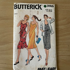 Butterick 3165 ヴィンテージ 80 年代 カーディガン ジャケット (袖付き)、V ネックライン、ショルダー ストラップ、裾スリット付きストレート ドレスの縫製パターン