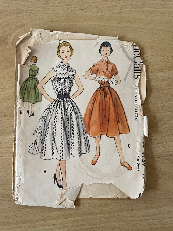 mccalls retro dress patterns McCalls Vintage Dress M8539 The Fold Line