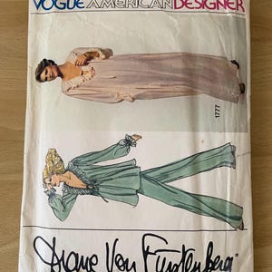 Veste Ceinturée Diane Von Furstenberg Taille 38 (US 6) Beige - Occasion Très Bon état - Style Saharienne