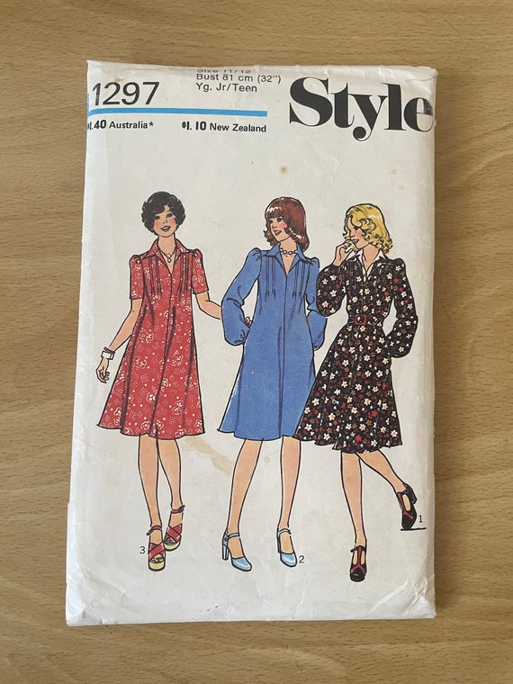 Style 1297 Vintage 70s Dress With Shoulder Tucks, Collar, Pockets, Sleeves and Belt Sewing Pattern - Etsy Denmark Style 1297 Vintage 70s Dress With Shoulder Tucks, Collar, Pockets, Sleeves and Belt Sewing Pattern - Etsy Denmark