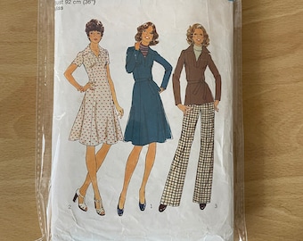 Simplicity 7177 vintage 70s princess seam dress with pointed collar, sleeves and belt plus wide legged pants sewing pattern