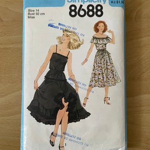 Simplicity 8688 vintage 70s flared skirt with optional ruffle plus top with shoulder straps and optional lace or ruffle trim sewing pattern