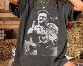 Johnny Cash Finger Shirt Comfort Colors 1717, Vintage Johnny Cash Tee, Country Music Shirt, Retro Outlaw Country T-Shirt, Oversized Western