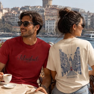 Istanbul-T-Shirt mit Vintage-Straßenbahn-Illustration | Rundhalsausschnitt aus natürlicher Baumwolle