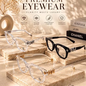 Può includere: Tre paia di occhiali, uno nero e due trasparenti, con decorazioni metalliche color argento sulle aste. Il testo recita: TIMELESS STYLE FOR A BRIGHTER YOU, PREMIUM EYEWEAR, CLARITY MEETS LUXURY, PREMIUM QUALITY, STYLISH DESIGN, LIGHTWEIGHT COMFORT, EVERYDAY ELEGANCE, See The Difference, STYLE IN EVERY PERSPECTIVE.